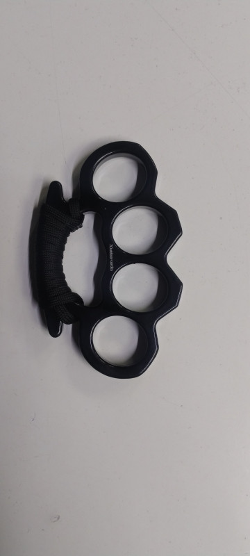 BRASS KNUCKLES WITH PARACORD HANDLE